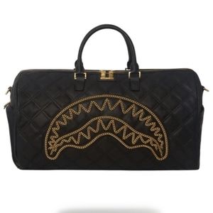 SPRAYGROUND. NOIR QUILT GOLD CHAIN SHARK DUFFLE